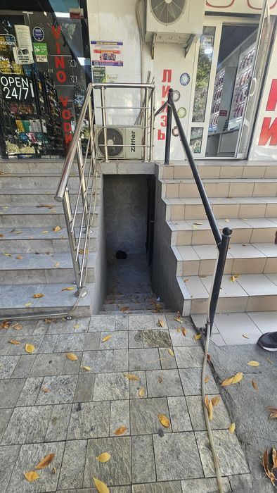 Yunsobod tumani Tash gres posira mahalla selhoz sampiga yaqin nejiloy