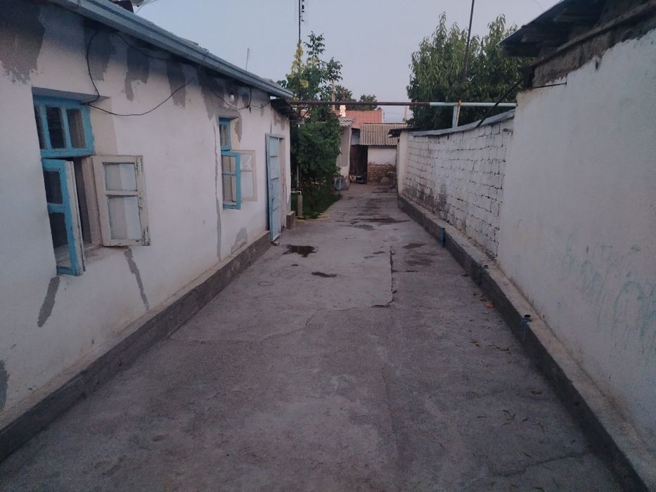 Продаётся дом с участком