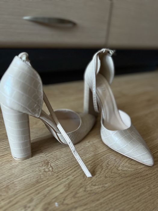 Дамски елегантни обувки