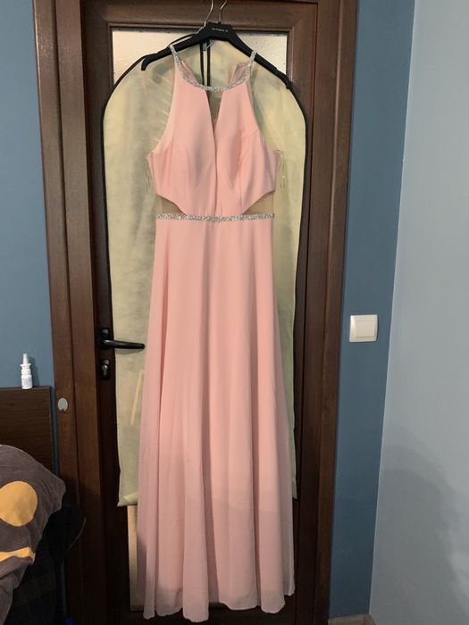 Официални рокли