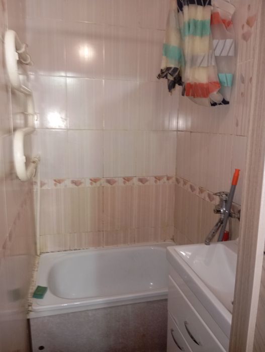 Ппродаю 4ком. кв. вцентре  города