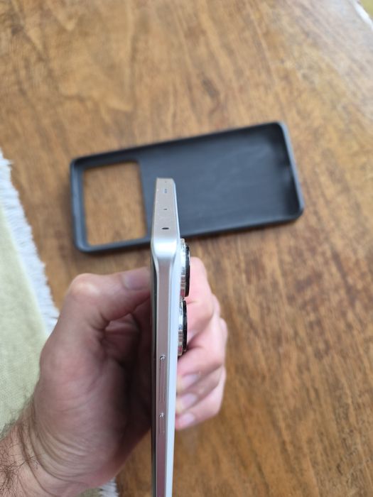 Xiaomi redmi note 13pro plus