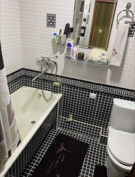 Медгородок 2/1/4  квадратура 56 м2 Ориентир 29 школа