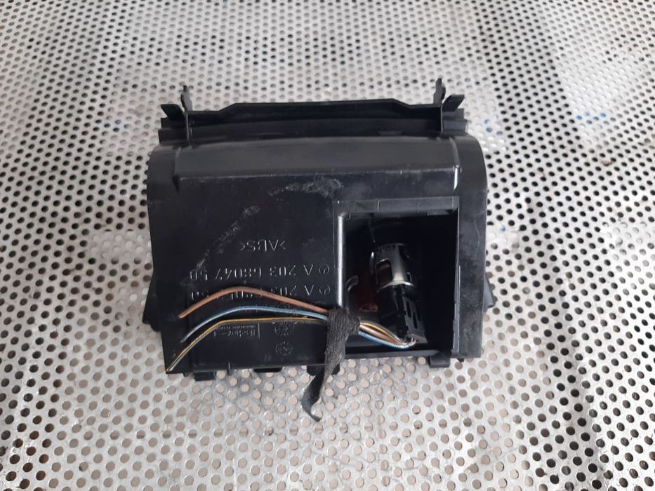 Scrumiera Mahon Mercedes C Class W203 An 2001-2007