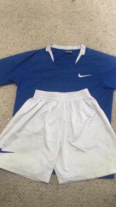 Продам. Футбольные формы