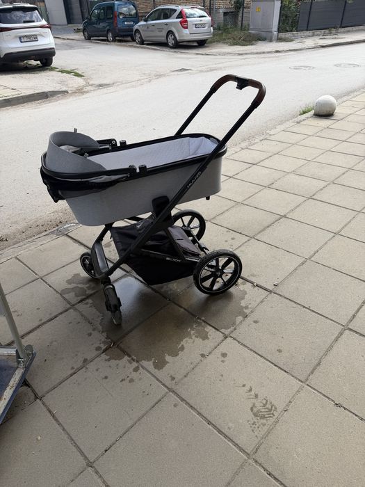 Бебешка количка 2в1 muuvo quick