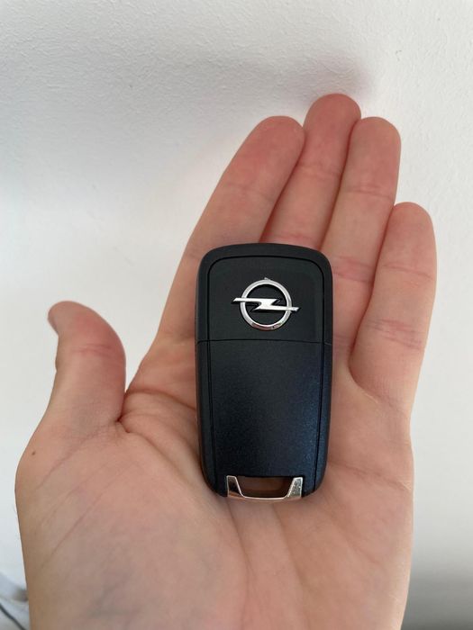 Carcasa cheie 2butoane Opel Zafira,Astra,Insignia tip briceag