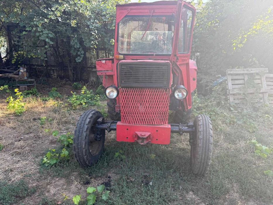 Tractor u445 pachet cu plug si disc