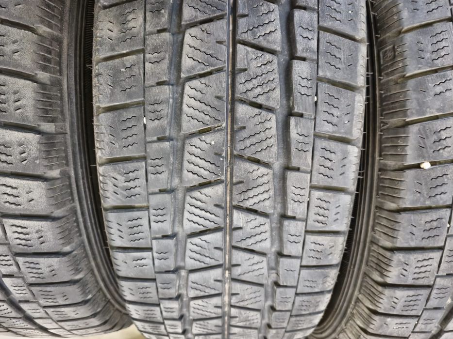4 anvelope iarna Falken 215 65 16 C stare buna