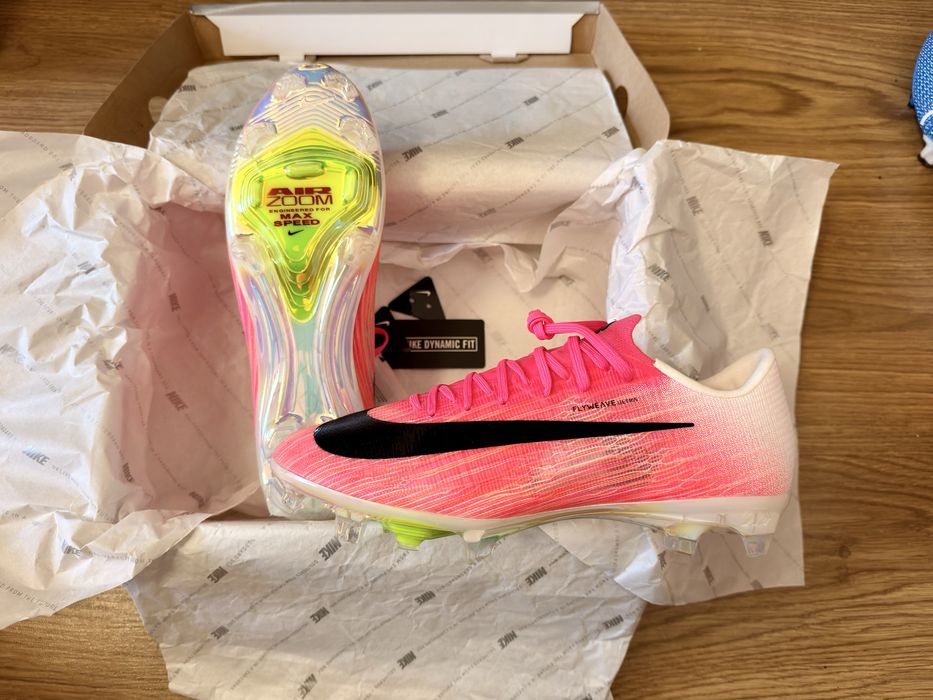 Ghete de fotbal nike mercurial superfly