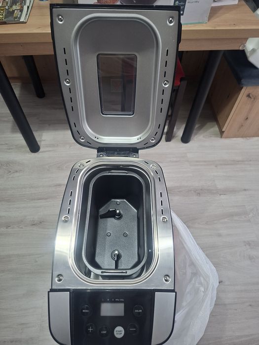 Vand Masina de facut paine Gorenje