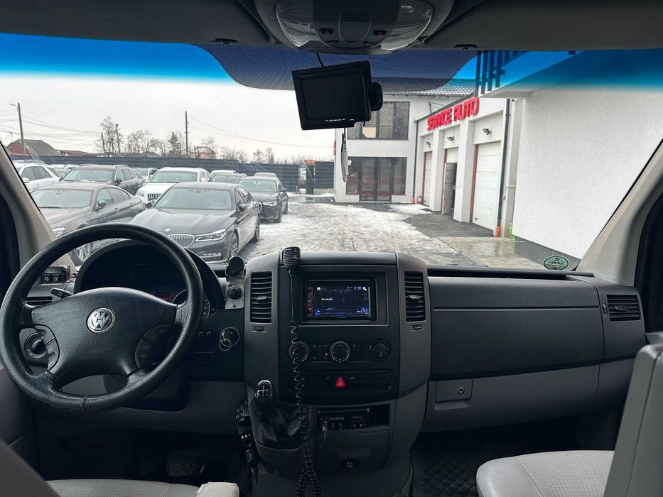 VW Crafter doka 2,5 tdi 2009 automat full accept variante !