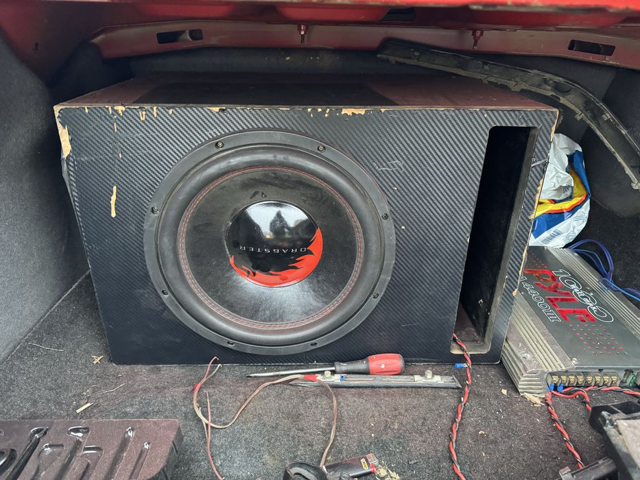 Stație Pyle LED+ subwoofer Dragster 12” – bass puternic