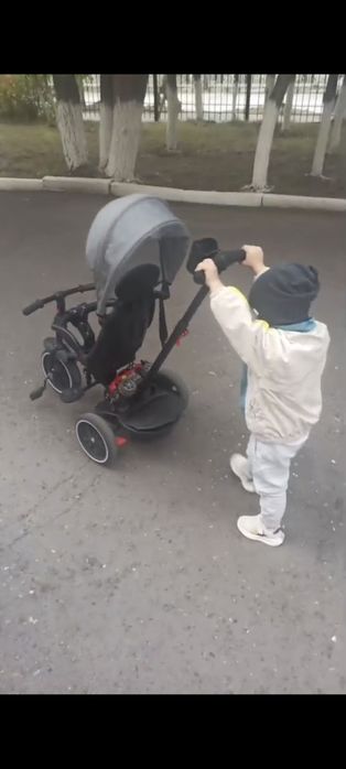 Велосипед коляска.