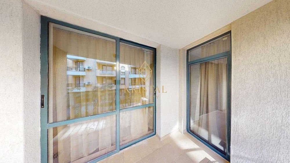 Продава се Двустаен апартамент в к.к. Слънчев бряг - 63 кв.м за 1096 €/кв.м - Снимка #12