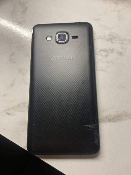 продам samsung galaxy j2 prime