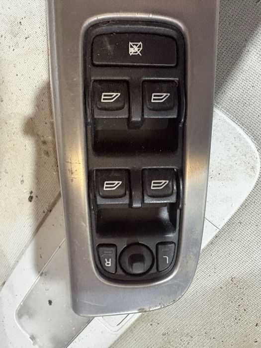 Volvo v50 face Копчета ел стъкла и огледала