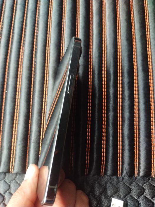 Продам. Iphone 13 pro