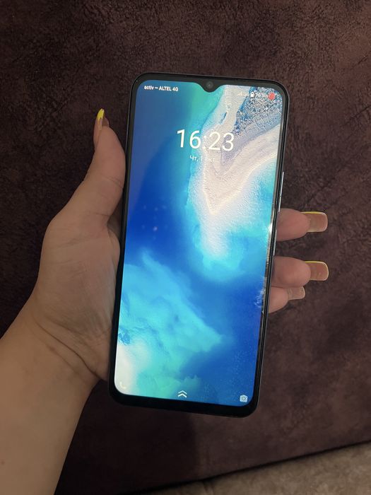 Vivo Y33s 128 gb