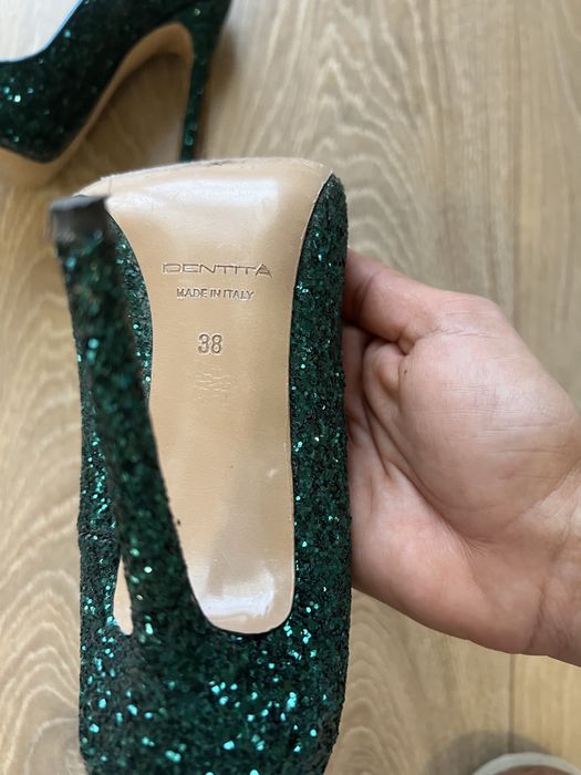 Високи дамски остри обувки Identita
