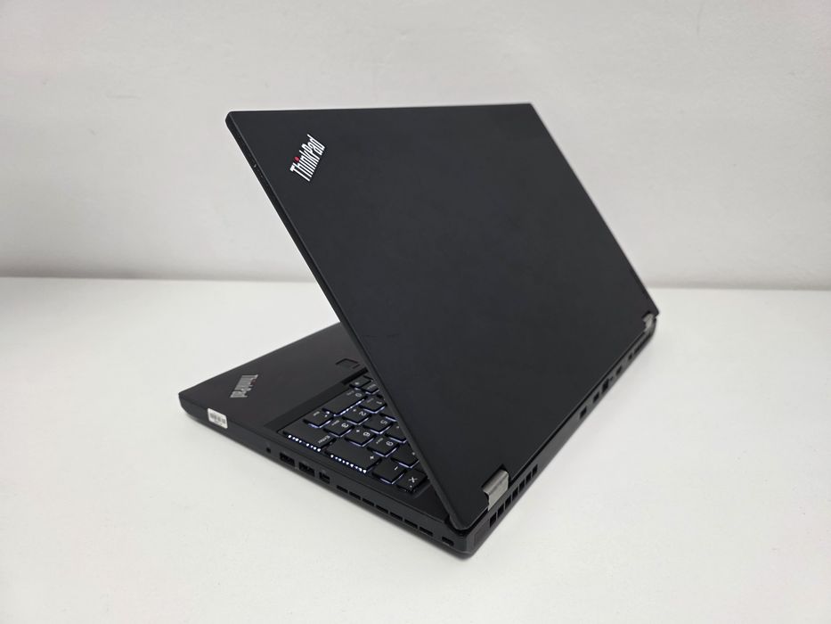 Lenovo P51 Workstation Gaming i7  nVIDIA Quadro  Garantie 1 an