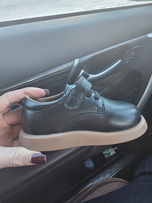 Продам децкую обувь