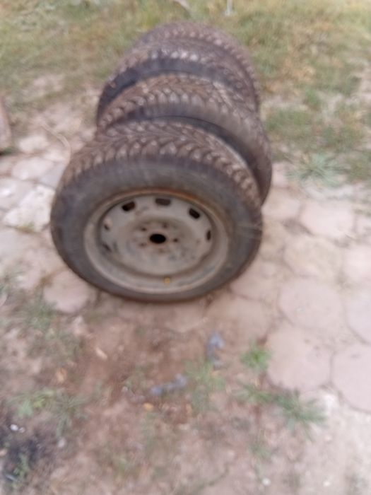 Зимные иповые шины
