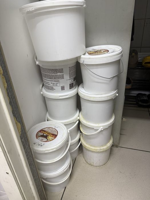 Продам ведра 5л и 10л