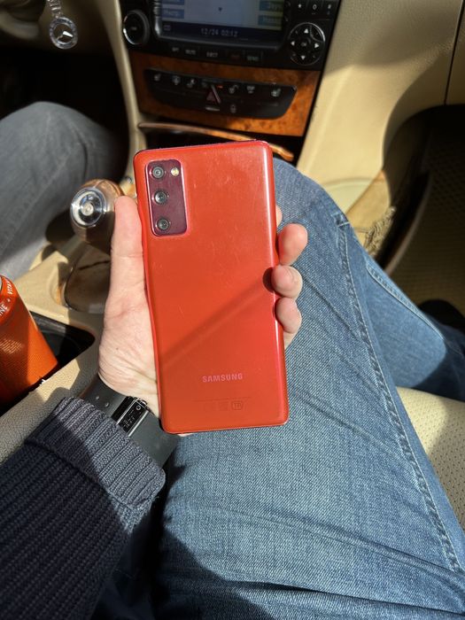 Продам Samsung