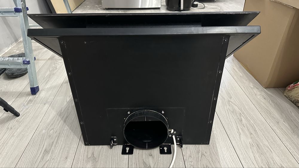 Gorenje Ora Ito – 60см дизайнерски аспиратор, черен