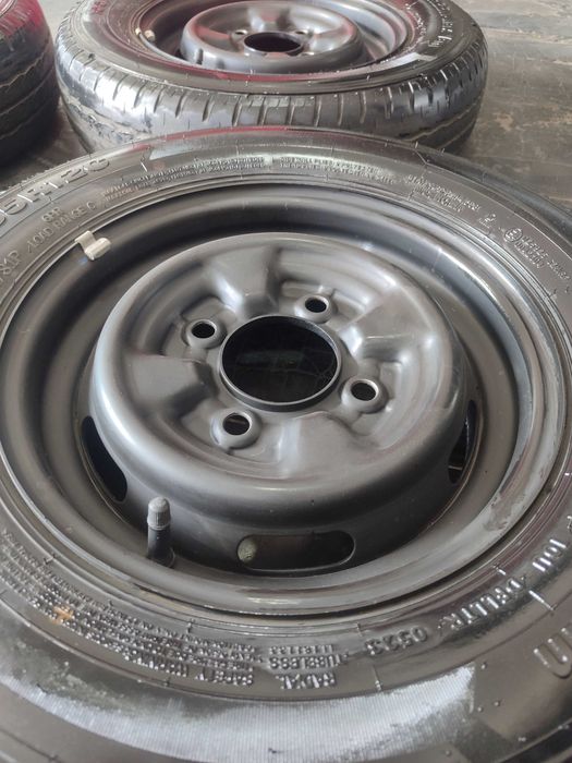 Продам комплект шины