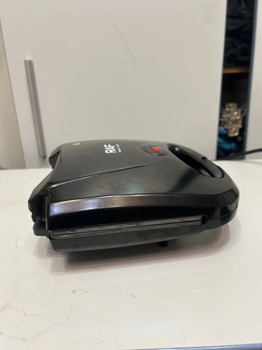 Вафельница машинка