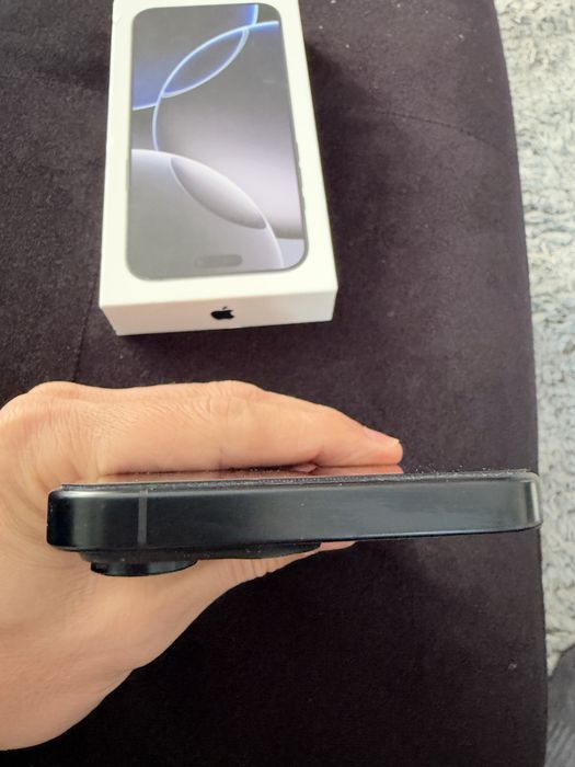 iPhone 16 Pro Max 256 GB  + 6 ПОДАРЪКА