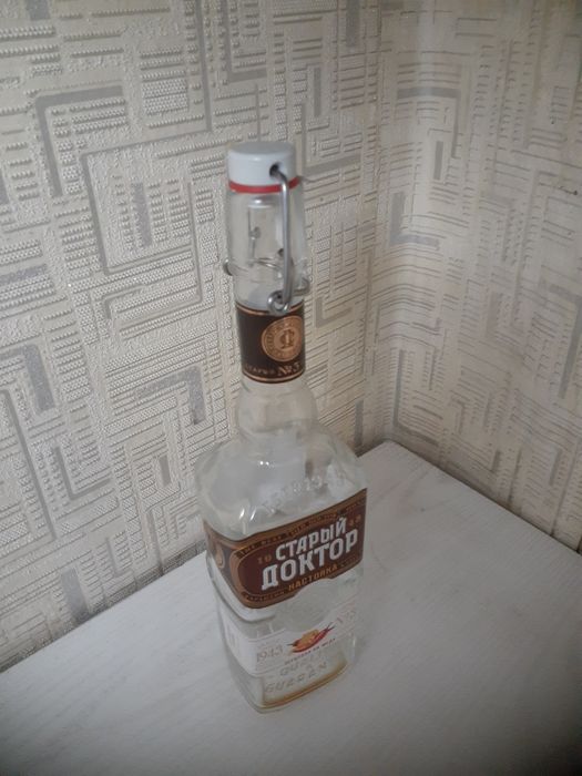 Продам бутылки для виноделов