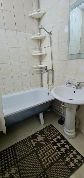 Сдам 2-ух комнатную квартиру