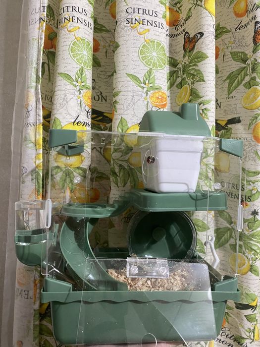 Продается клетка с хомяком