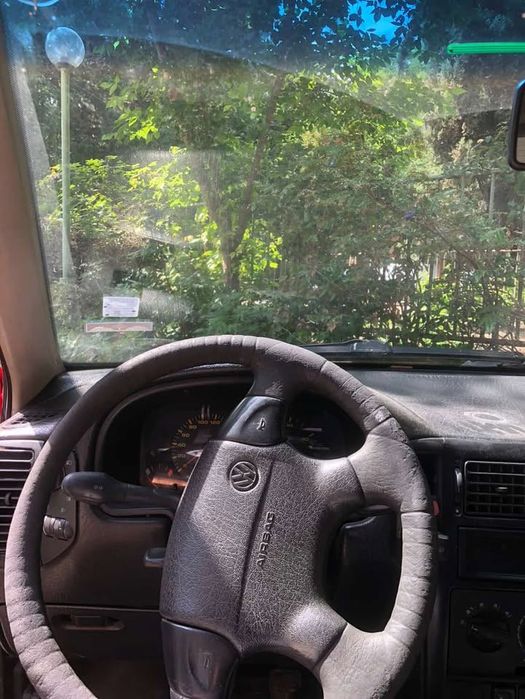 Volkswagen polo 1.9tdi 90 коня
