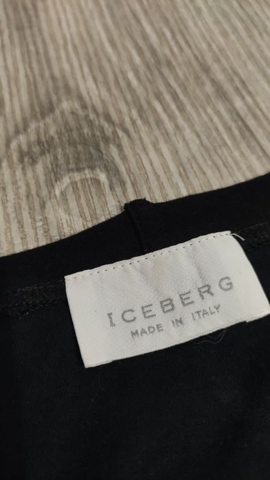 Iceberg M size ДАМСКА Тениска