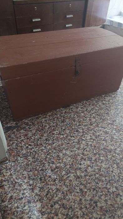 Сундуки  старинные,   прочные