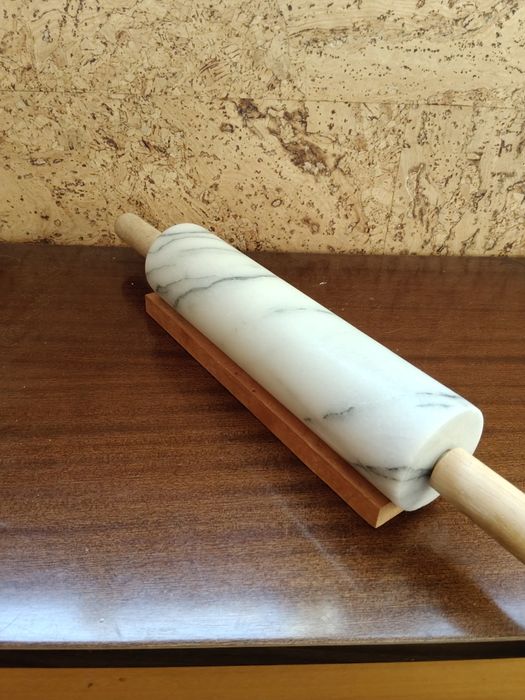 Точилка естествен мрамор