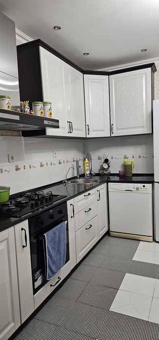 Продам кухонный гарнитур