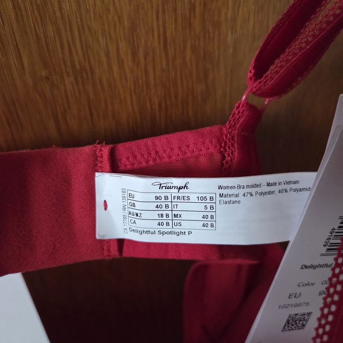 Sutien Triumph nou vu eticheta 90 B
