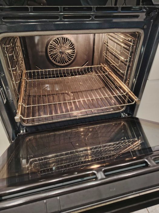 Фурна за вграждане BEKO