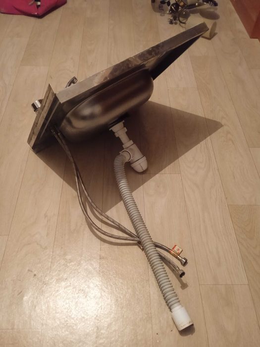 Мойка на кухню в сборе