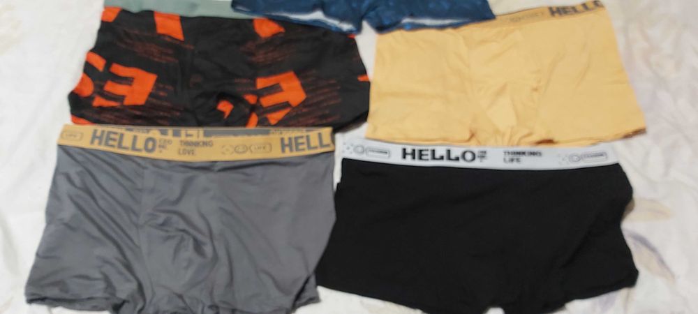 Продавам 5броя мъжки боксерки номер 56 ххл