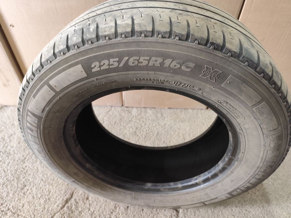 Продам резину в хорошо состоянии