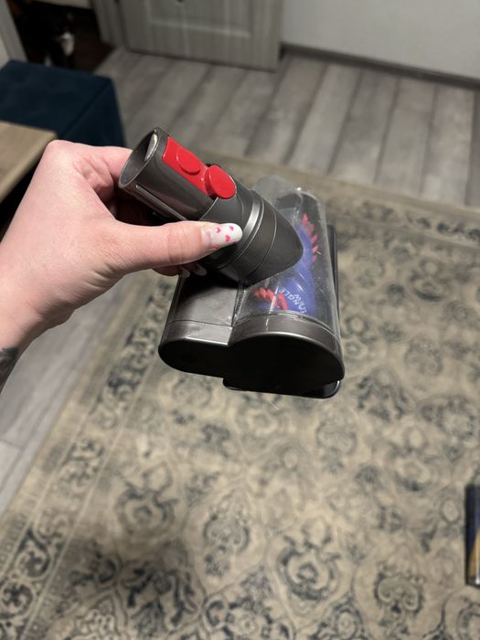 Aspirator Dyson V12 slim detect absolute