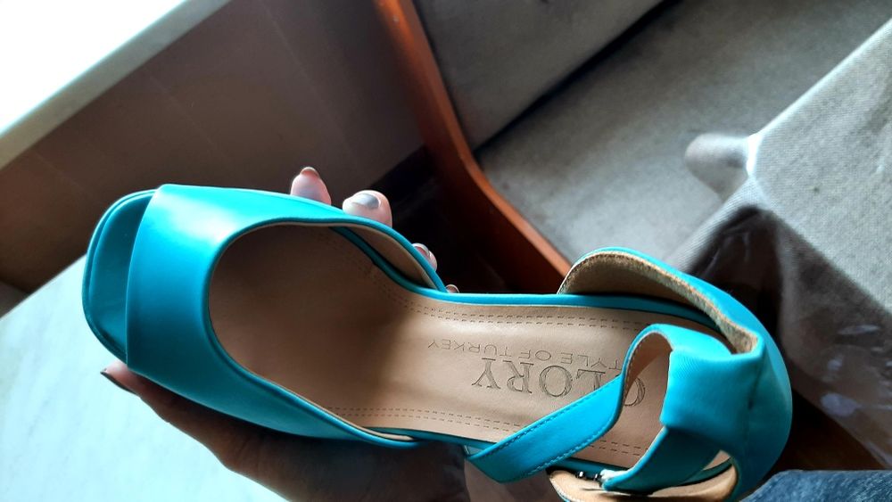 Новые туфли на 36 размер