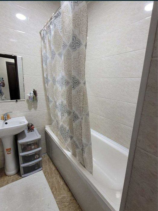 ПРОДАЕТСЯ 3/2/5 Сайрам Буз базар 86м2