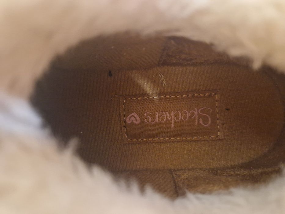 Ghete SKECHERS fetite , cu blană , marime 28,5